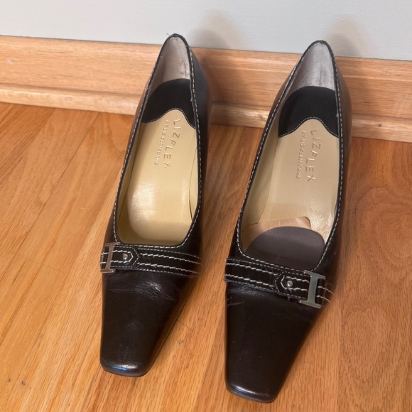 Liz Claiborne Black Leather Heel Size 8 - Picture 1 of 6